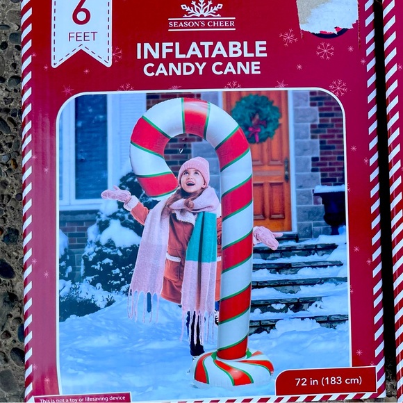 NIB Seasons Cheer Penguin / Candy Cane Christmas Inflatable Décor - Picture 4 of 5